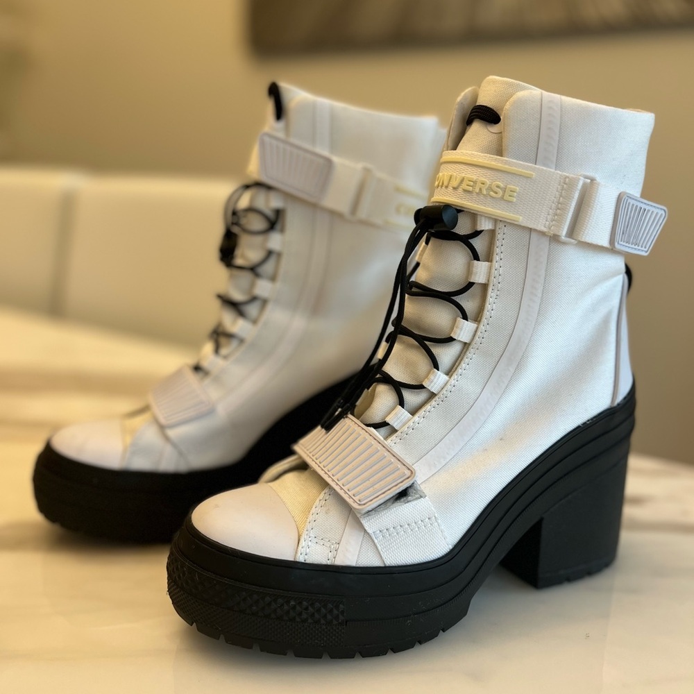 Authentic Converse boots